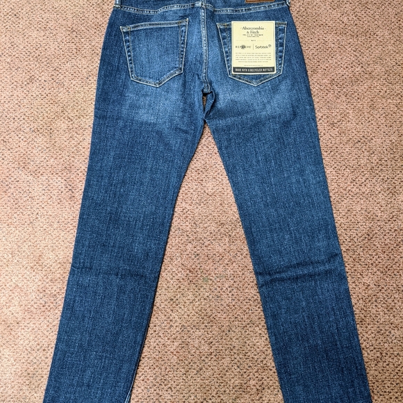 Abercrombie & Fitch Langdon Skinny Fit JeansMen' - Picture 2 of 3